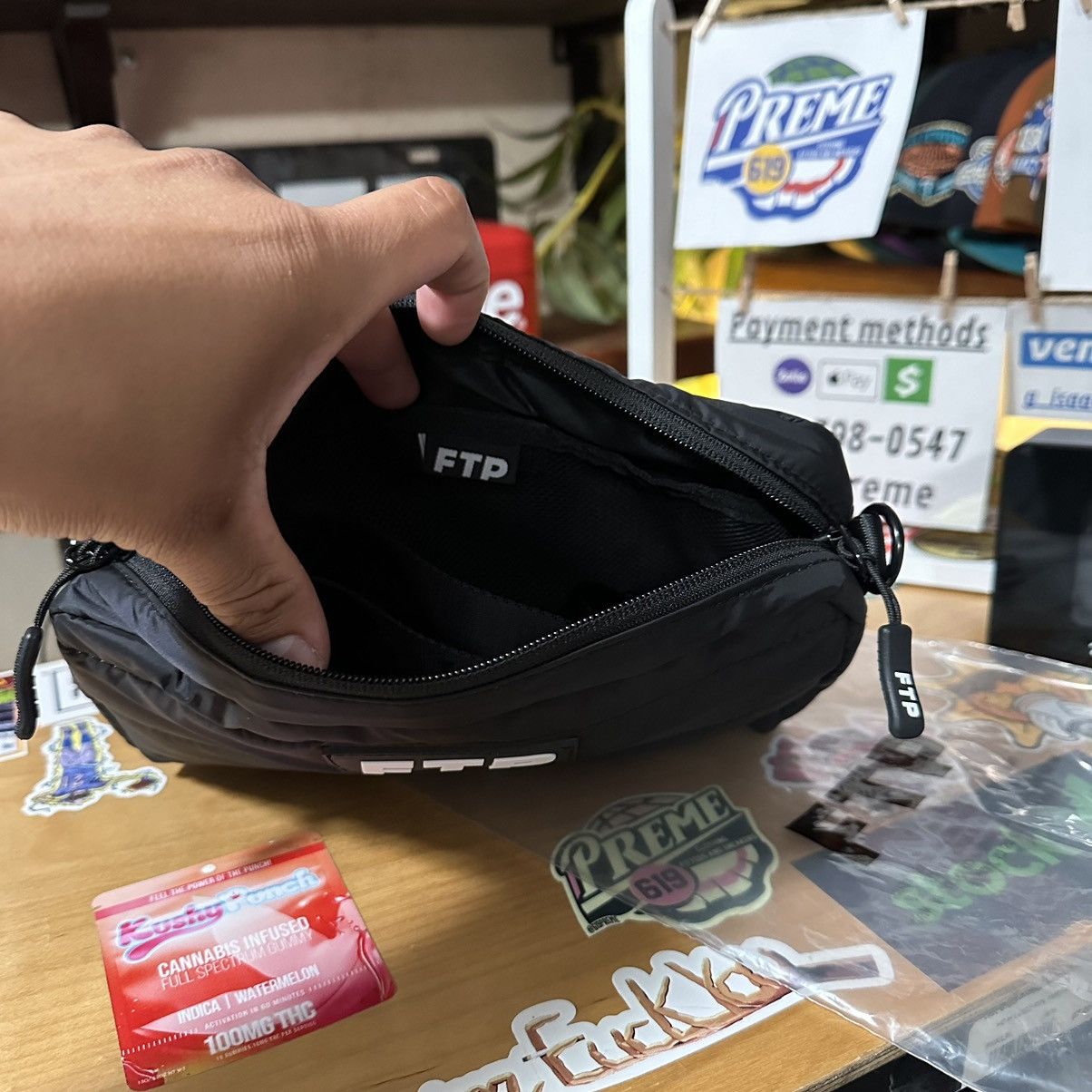 Fuck The Population Ftp puffer shoulder bag Size ONE SIZE - 4 Thumbnail