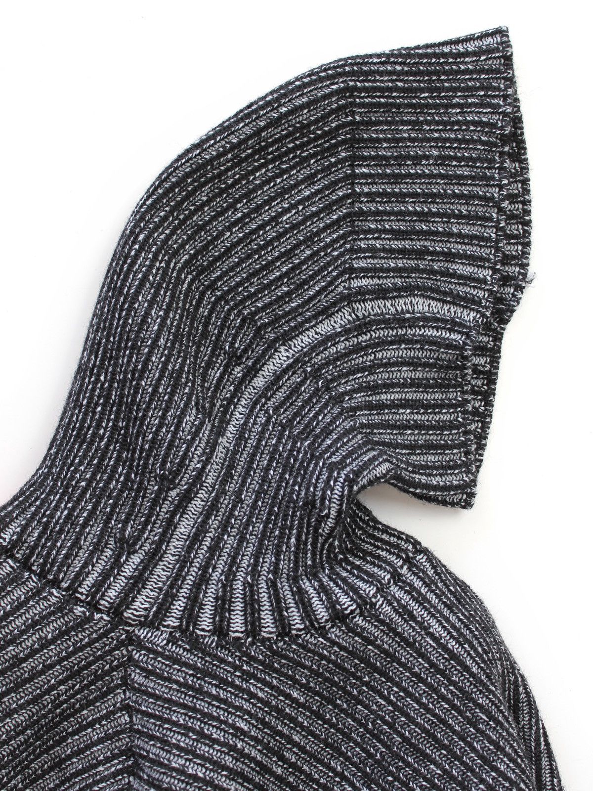 Balenciaga Balenciaga FW’18 Layered Oversize Knit Sweater Hoodie Size XS / US 0-2 / IT 36-38 - 7 Thumbnail