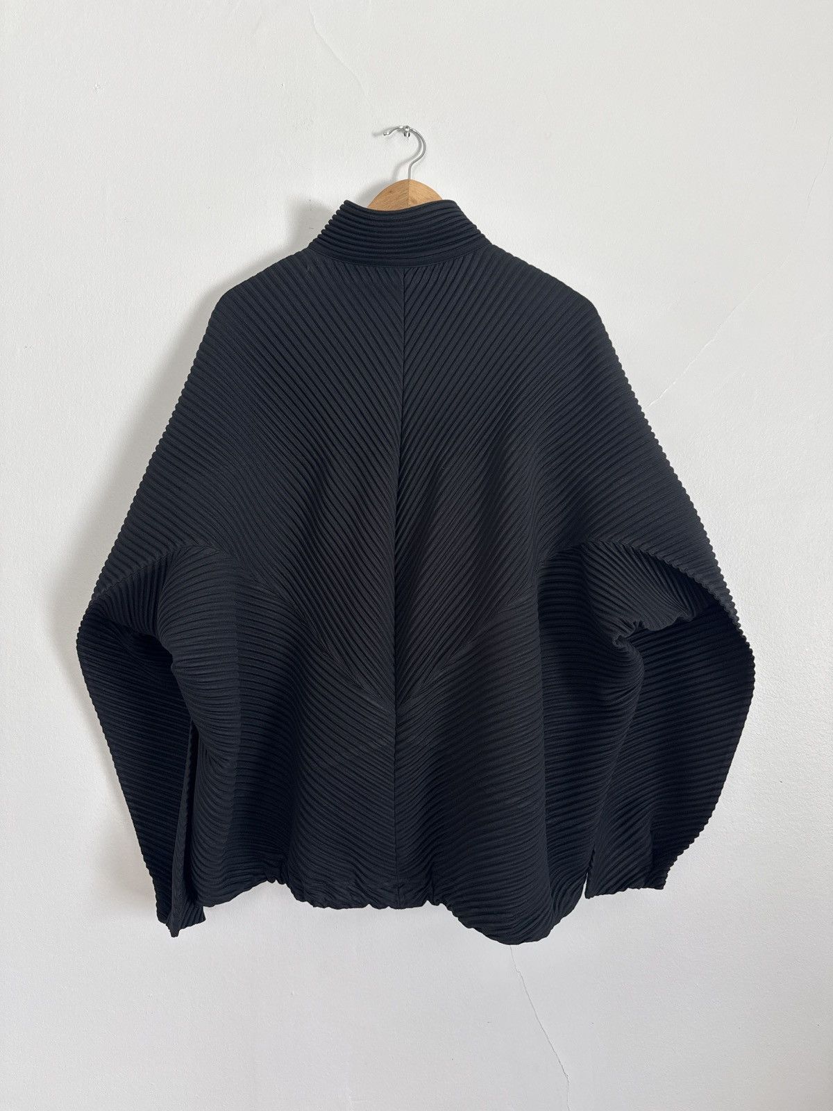 Homme Plisse Issey Miyake Homme Plisse Issey Miyake Jacket Size 4 Size US XL / EU 56 / 4 - 2 Thumbnail