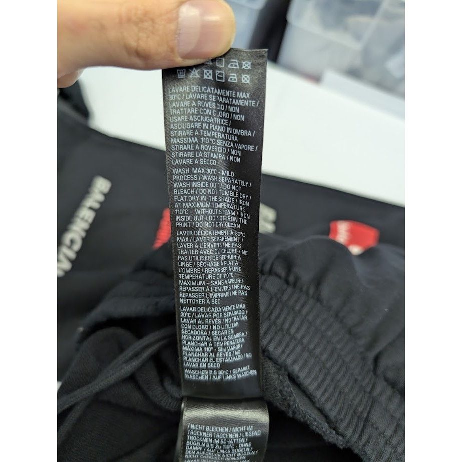 Balenciaga o1rshd1 Top League Med Moll Baggy Pants in Black Size US 28 / EU 44 - 18 Thumbnail