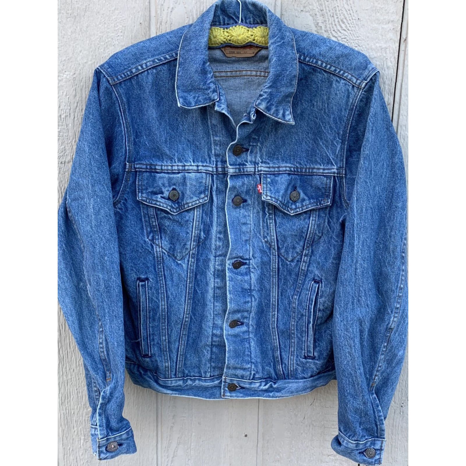 Vintage VINTAGE Levis Denim Jacket Trucker Jean Jacket 71506 0214 Made in USA 44L Blue Men Jacket Western Rockabilly Trucker Workwear Casual Vintage Yes Size US 44 / EU 60 - 2 Thumbnail