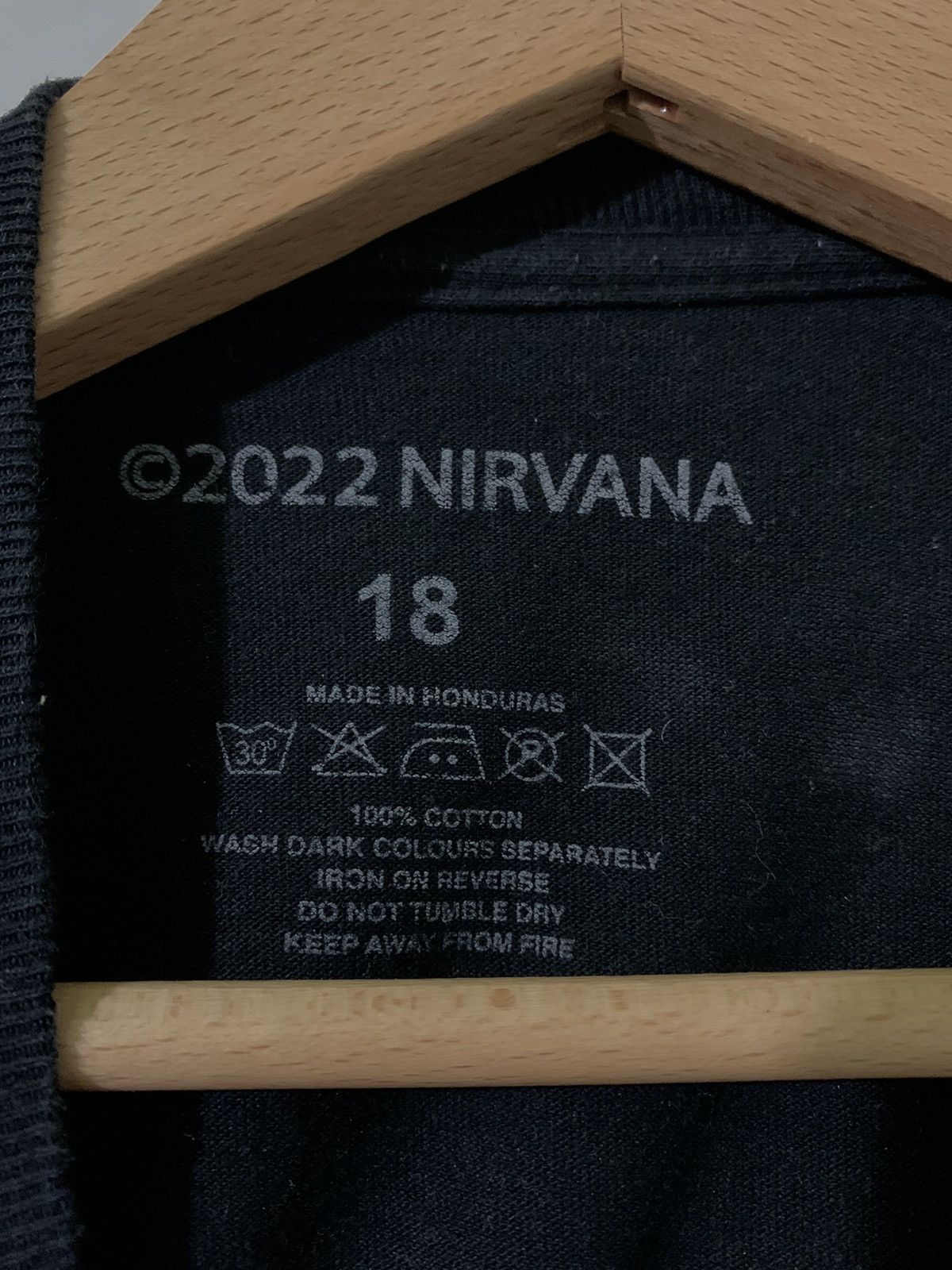 Band Tees × Vintage 2022 Nirvana Tie Dye Logo Tee Size US M / EU 48-50 / 2 - 4 Thumbnail
