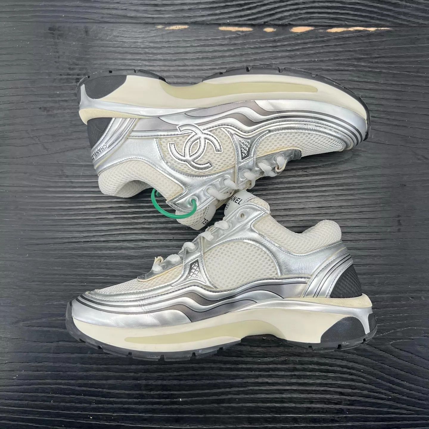 Chanel CHANEL 23c Silver Horn King Size 36.5 Size US 6 / IT 36 - 2 Thumbnail