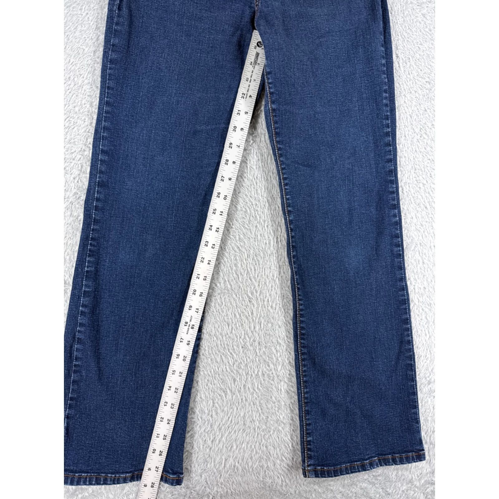 Levi's Levi's 512 Jeans Woman Regular 25x28 Blue Denim Slimming 8 Mid Rise 5-Pocket Button Zipper Size 30" / US 8 / IT 44 - 7 Thumbnail