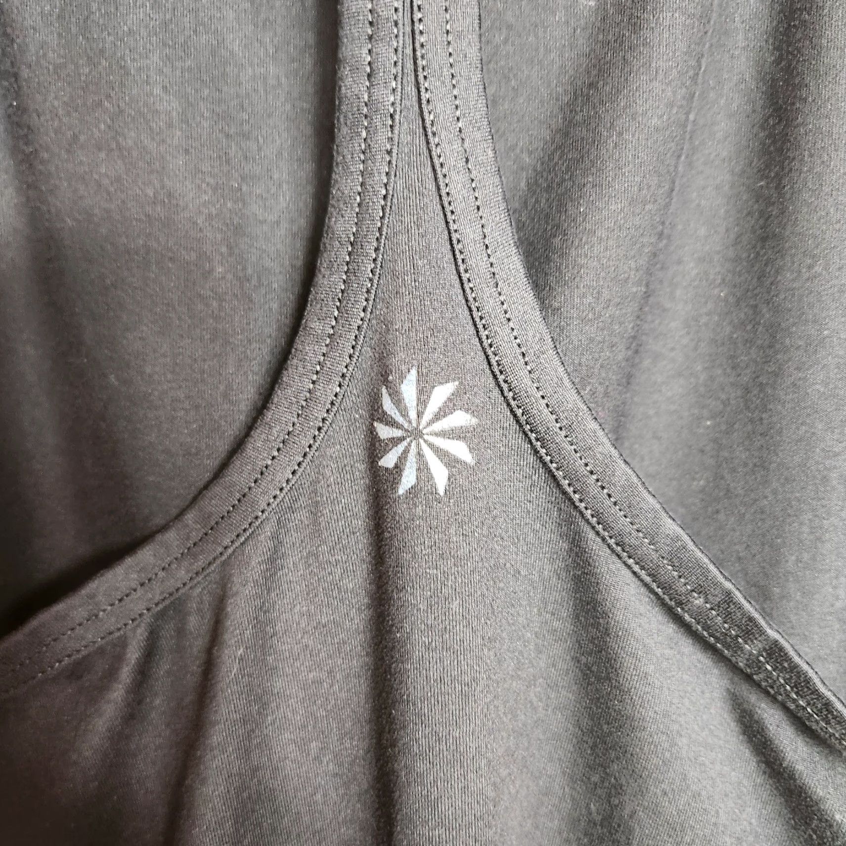 Athleta Athleta Womens Black Narrow Racerback Tank Top XS 631416 Size XS / US 0-2 / IT 36-38 - 5 Thumbnail