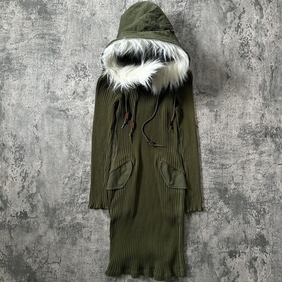 Junya Watanabe Runway AW10 “White Fur” Detachable Hood Ribbed-Knit Dress Size XS / US 0-2 / IT 36-38 - 1 Thumbnail