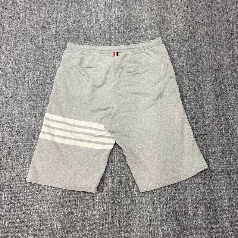 Thom Browne Thom Browne Size 5 Gray shorts 2506-Nextarrow Size US 35 - 2 Thumbnail