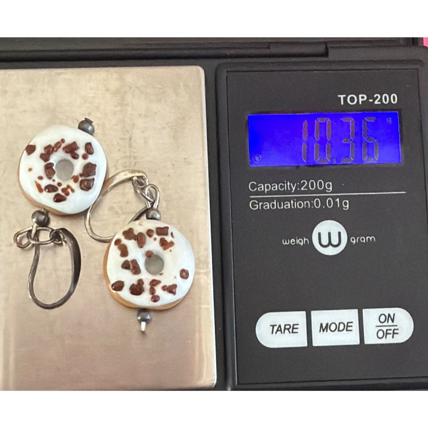 Other Silver Tone Glass Chocolate Sprinkled Donut Earrings Dangle Size ONE SIZE - 5 Thumbnail