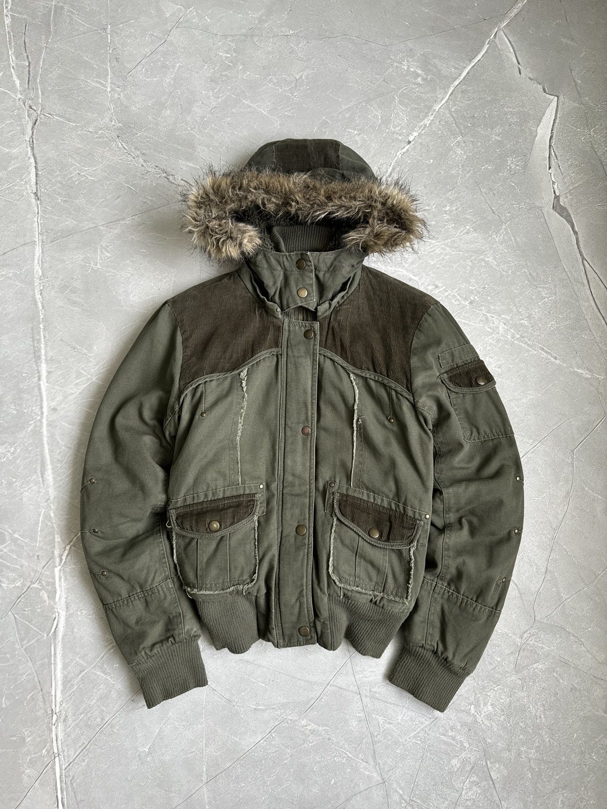 Japanese Brand 00s Fur Hood Corduroy Bomber Jacket Ifsixwasnine Japan style Size L / US 10 / IT 46 - 3 Thumbnail