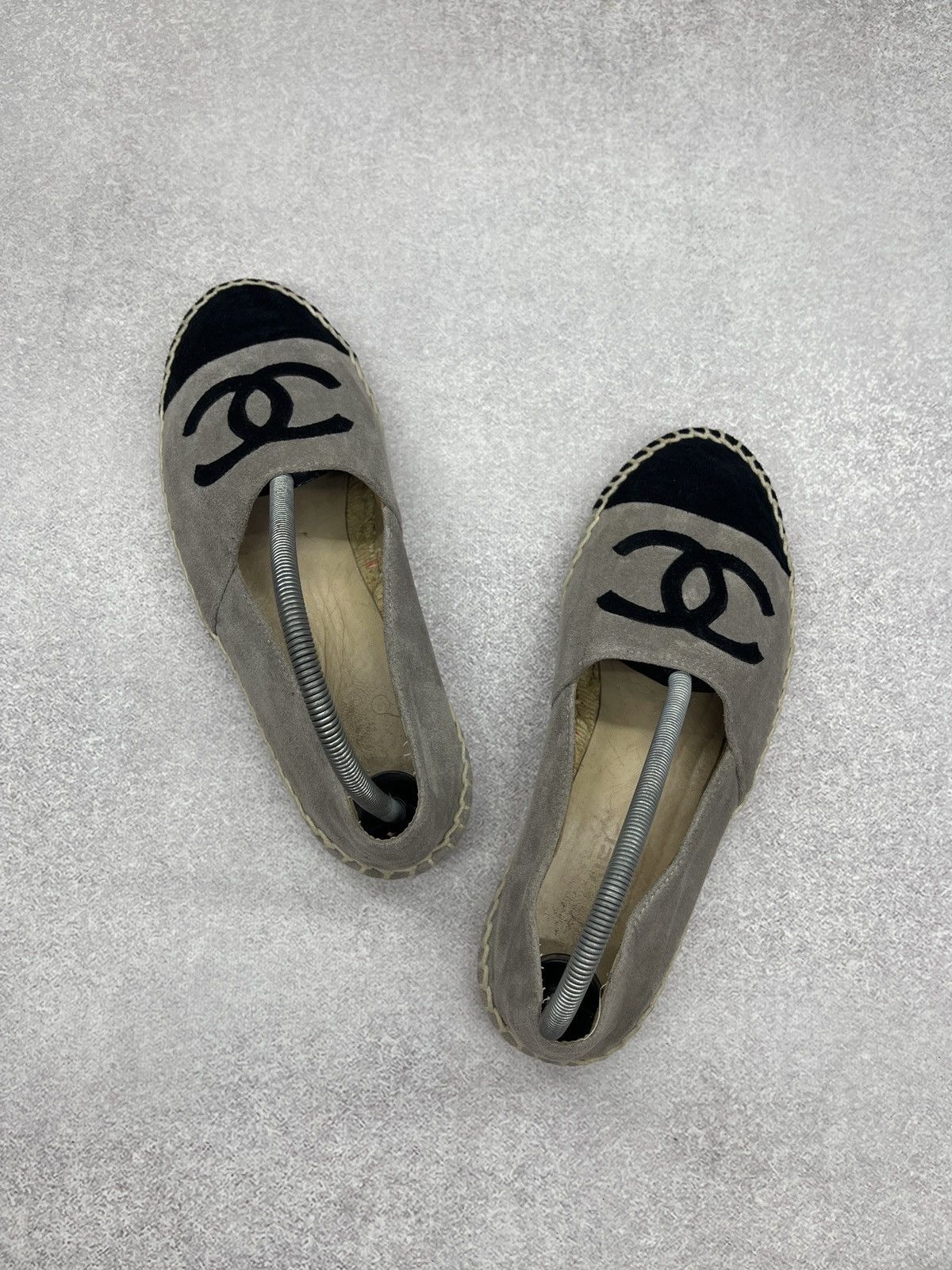 Chanel Women Chanel Espadrilles Shoes Gray/Black Made in Spain Size US 9 / IT 39 - 5 Thumbnail