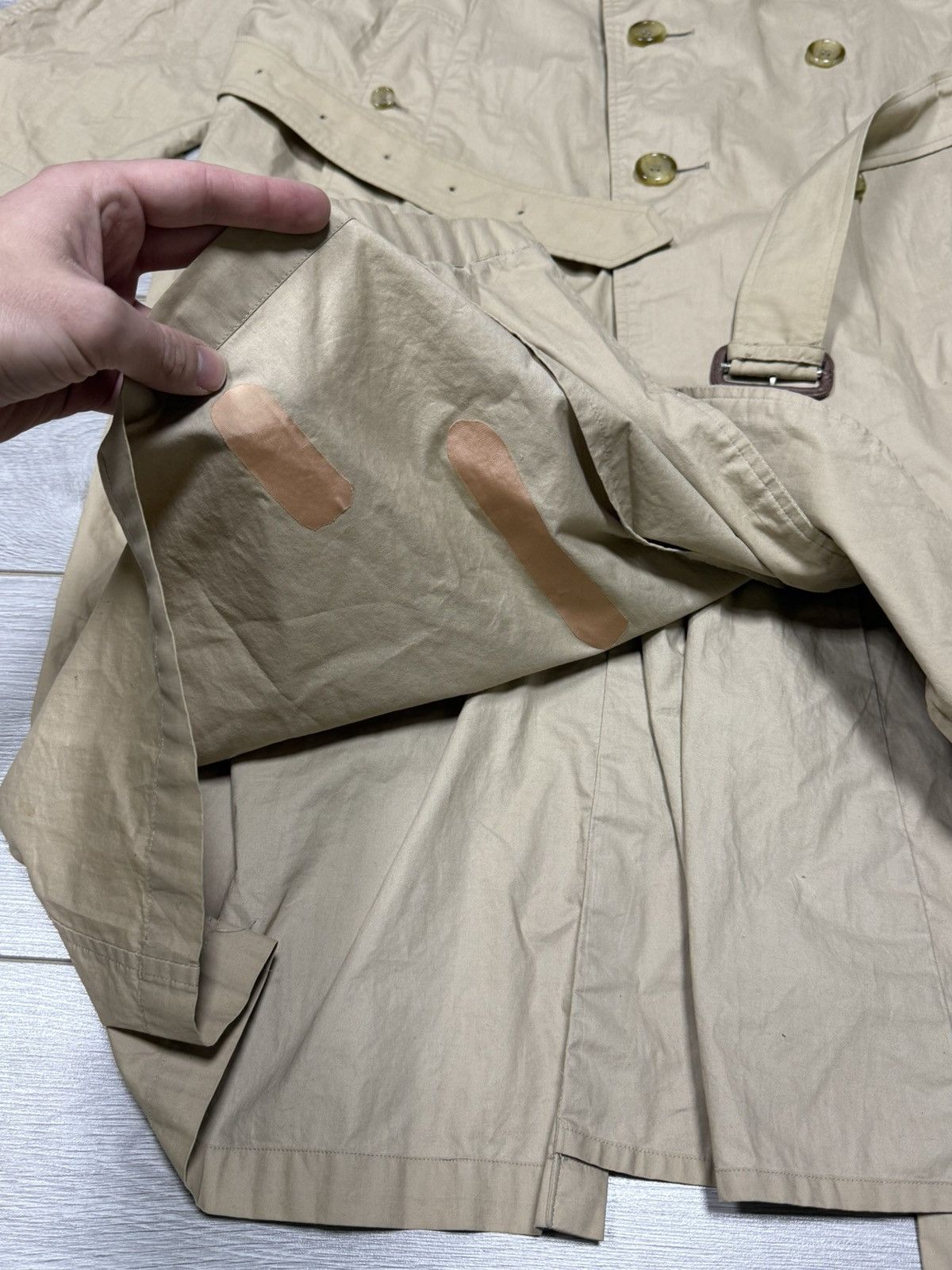 Burberry Burberry double breasted trench coat buttons vintage England Size US L / EU 52-54 / 3 - 12 Thumbnail