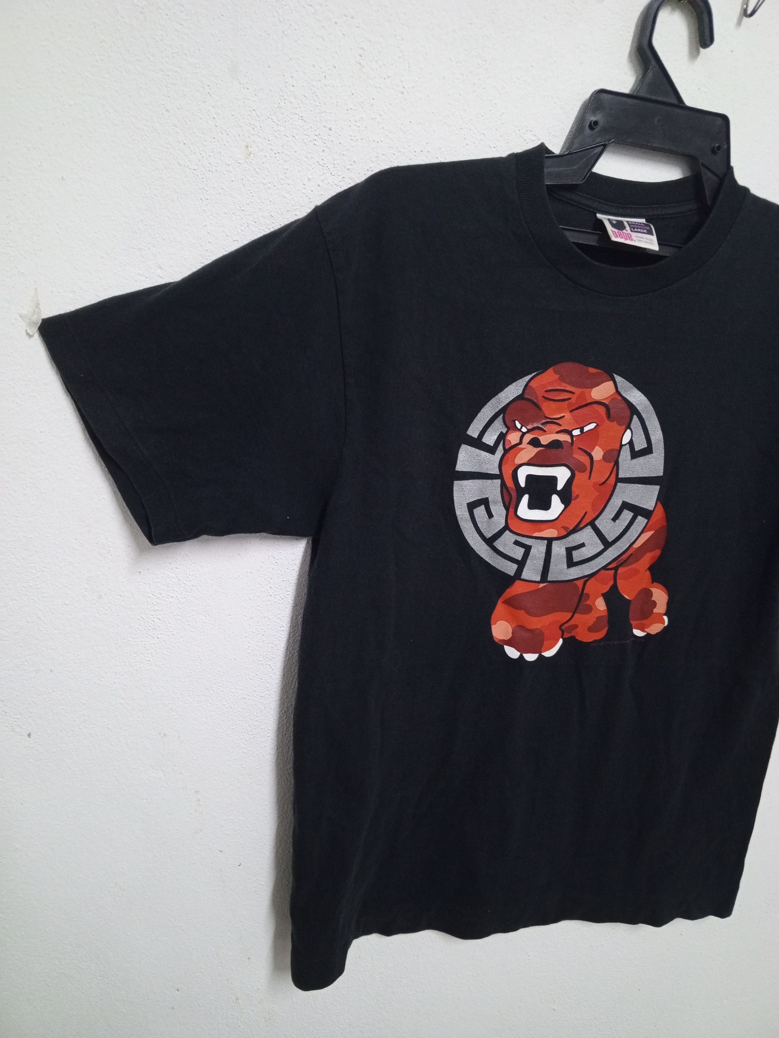 Bape 💥Y2K💥BAPE 2006 - BUSY WORK BLACK TSHIRT Size US S / EU 44-46 / 1 - 4 Thumbnail