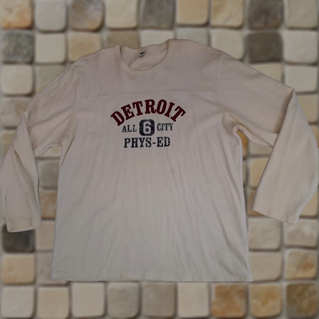Old Navy VINTAGE Detroit All-City Phys-Ed Stitched Sweatshirt X-Large White Old Navy Shirt Unisex Adults Mens Womens Boys Girls Size US XL / EU 56 / 4 - 1 Thumbnail