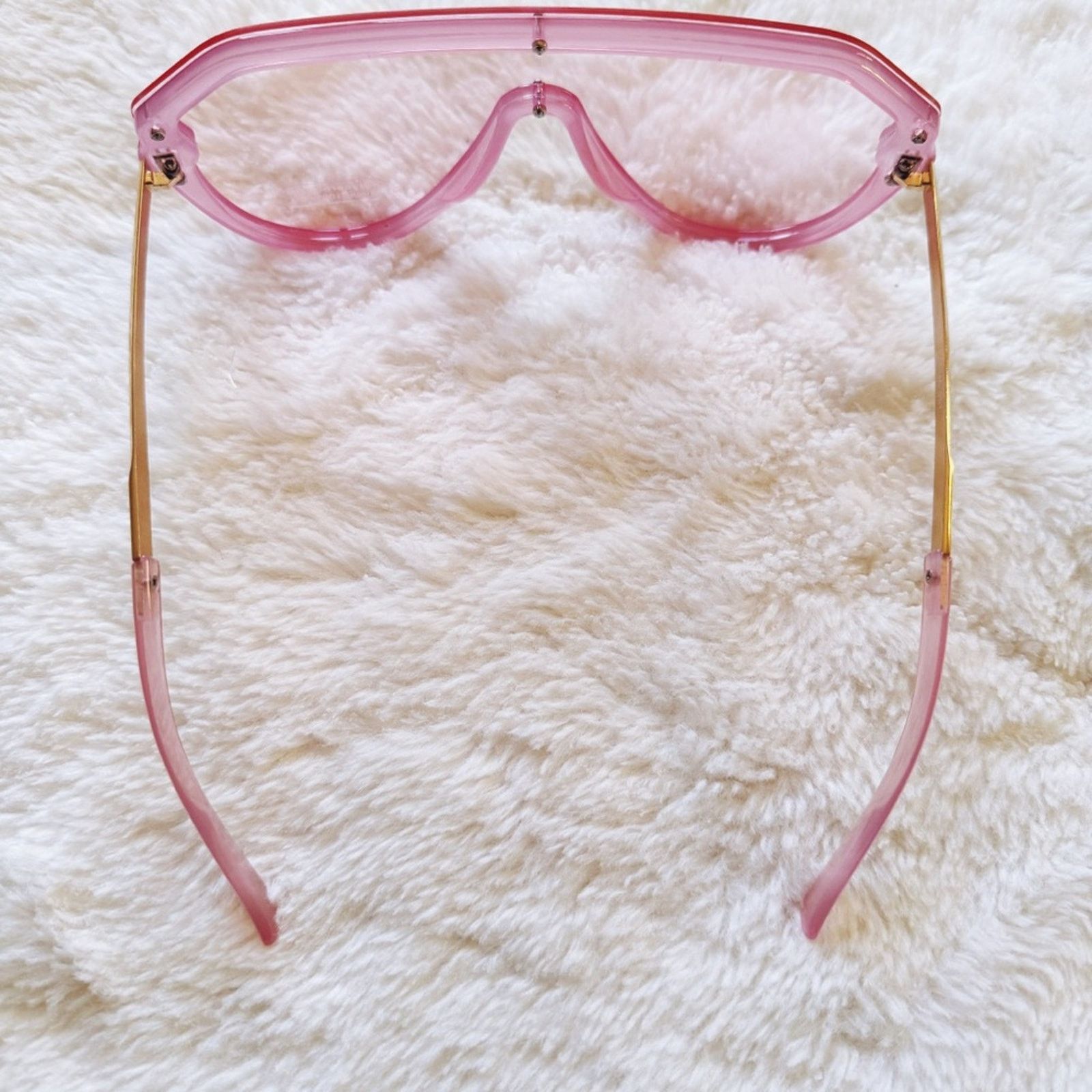 Other Clarissa Pink Oversized Sunglasses Size ONE SIZE - 10 Thumbnail