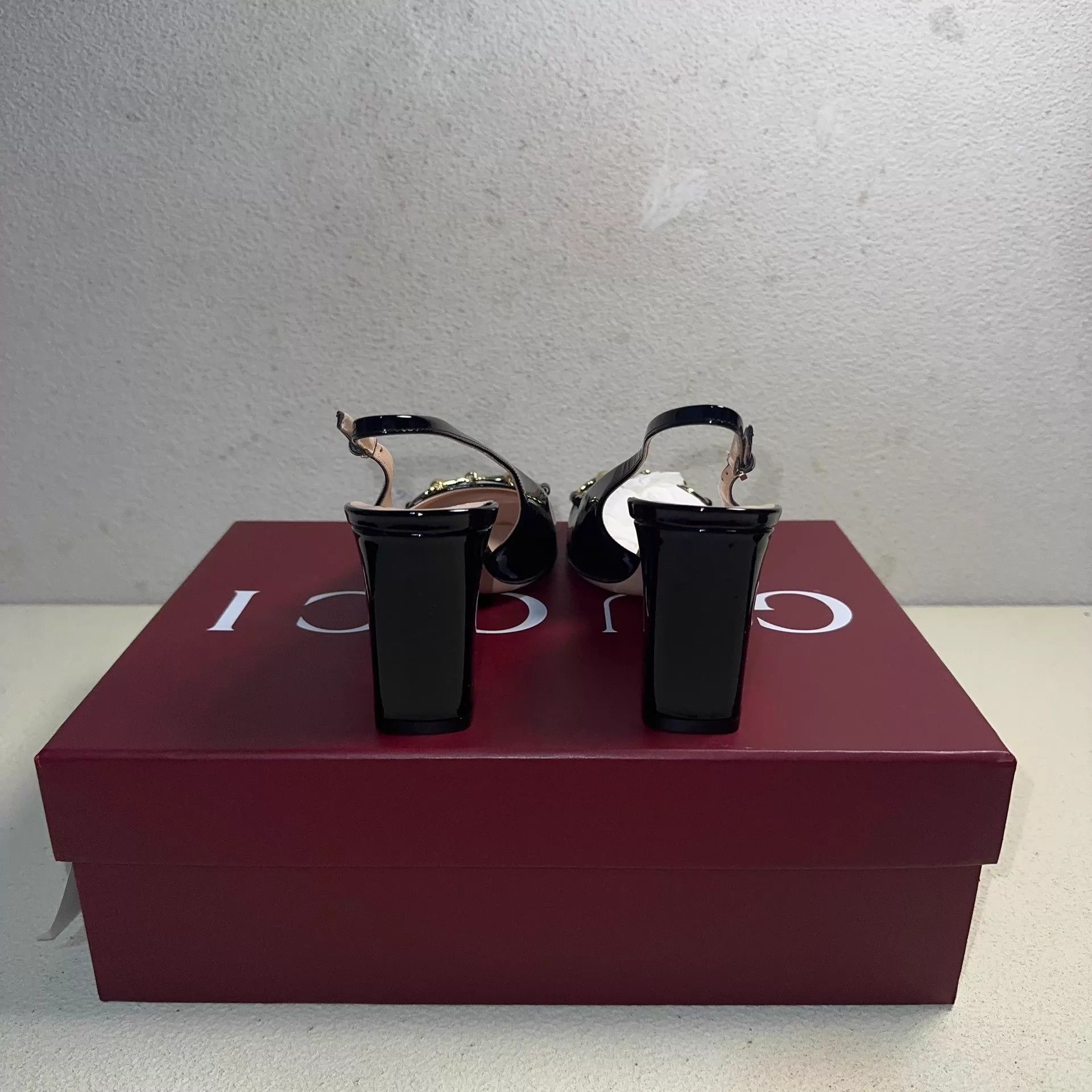 Gucci GUCCI Horsebit Patent Black Round Toe 7.5cm 36.5 Size US 6 / IT 36 - 3 Thumbnail