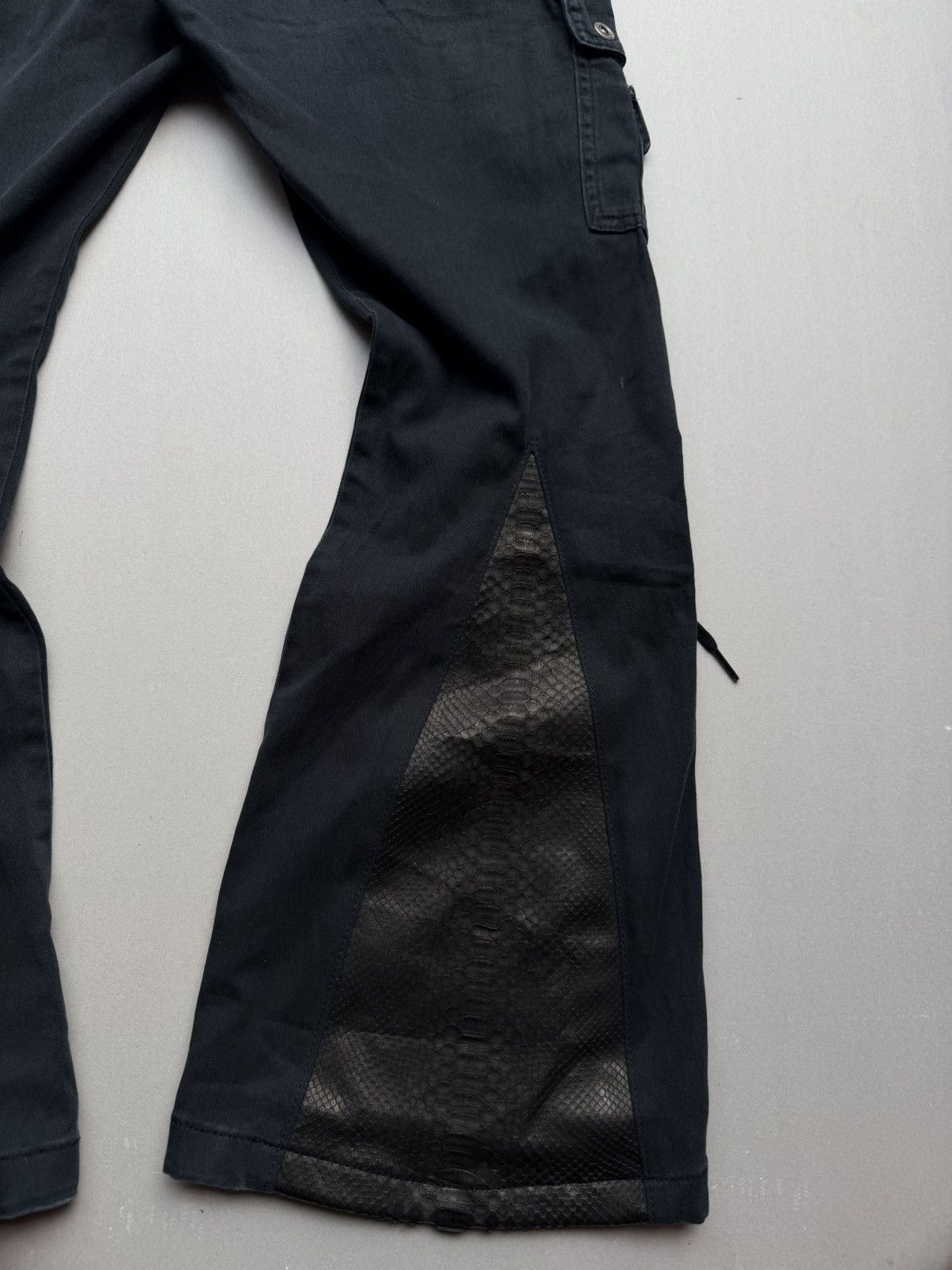 semanticdesign M lace-up flare cargo pants Size US 33 - 5 Thumbnail