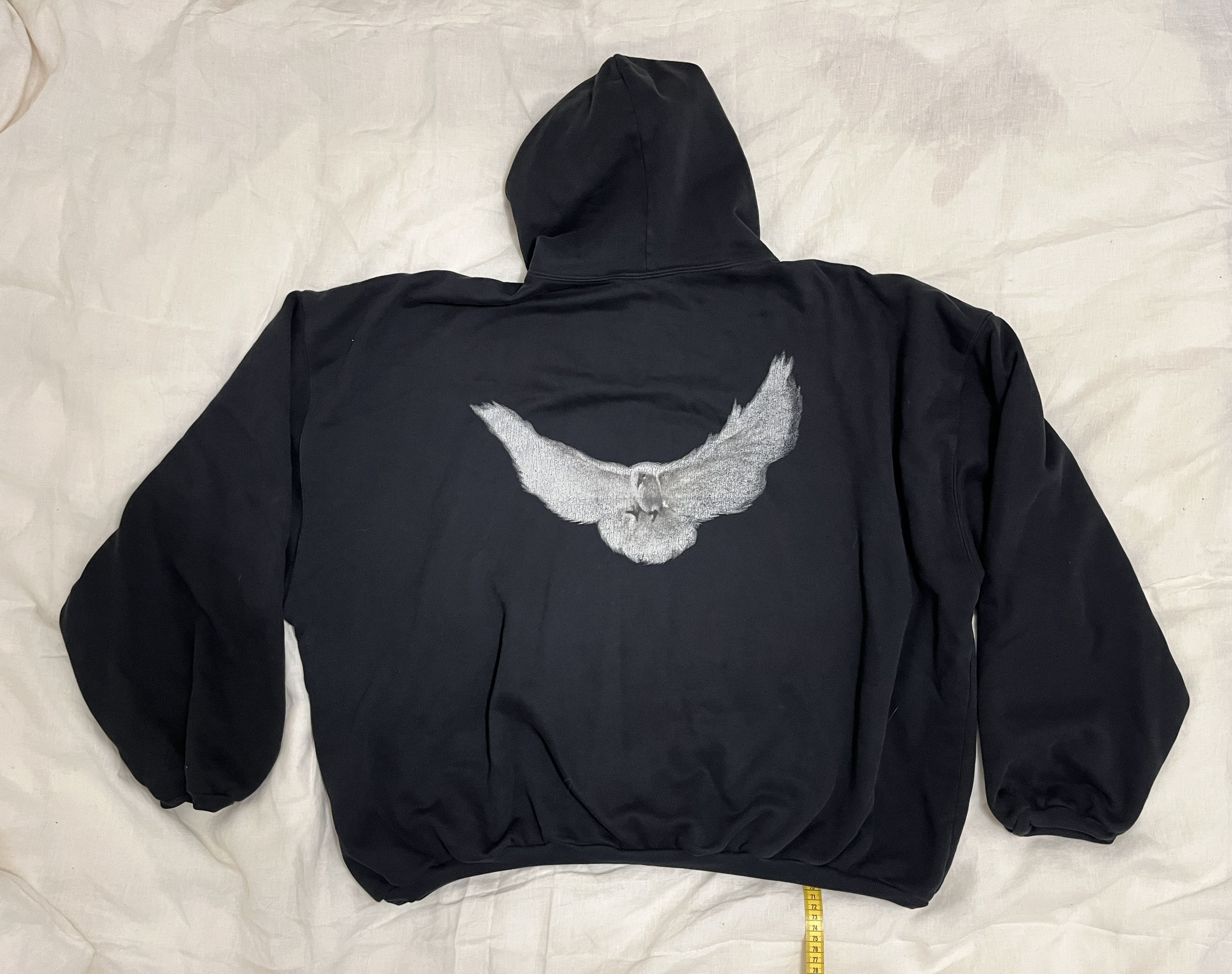 Balenciaga × Gap × Yeezy Dove Hoodie Washed Black LAA Size US L / EU 52-54 / 3 - 2 Thumbnail