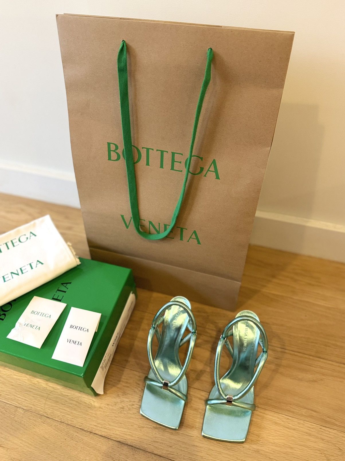 Bottega Veneta Brand new Bottega Veneta's sandals size 37 Size US 7 / IT 37 - 3 Thumbnail