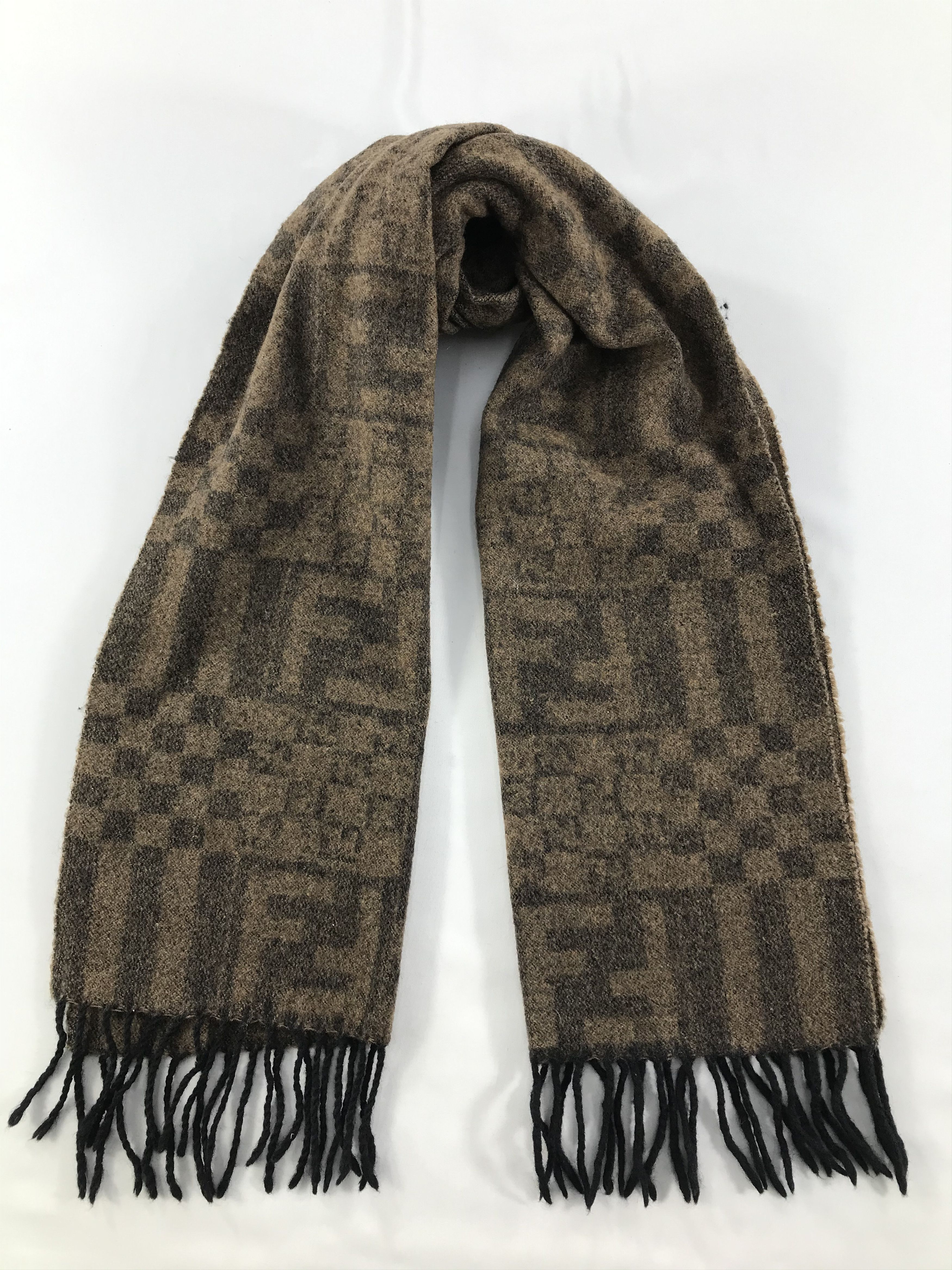 Fendi Vintage Fendi Scarf/Muffler/Neckwear MF1247 Size ONE SIZE - 1 Thumbnail