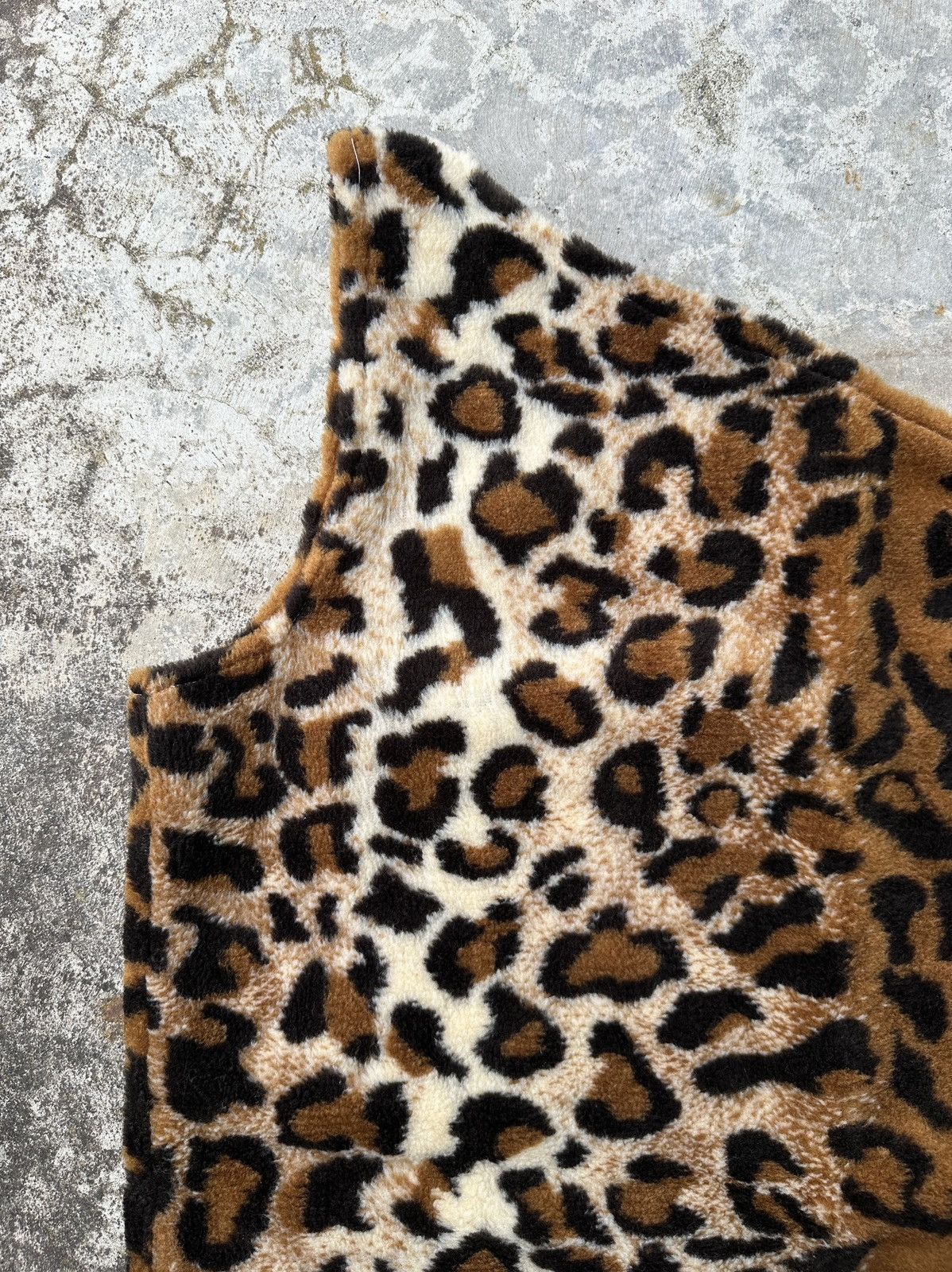 Vintage Caveman Leopard Cheetah Fur Sleeveless One shoulder tank top Size US L / EU 52-54 / 3 - 4 Thumbnail