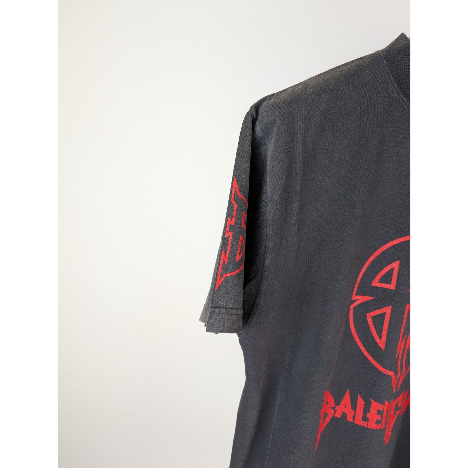 Balenciaga o1rshd1 Q:2 / Metal BB Vintage Jersey Medium Fit T-Shirt Size US M / EU 48-50 / 2 - 6 Thumbnail