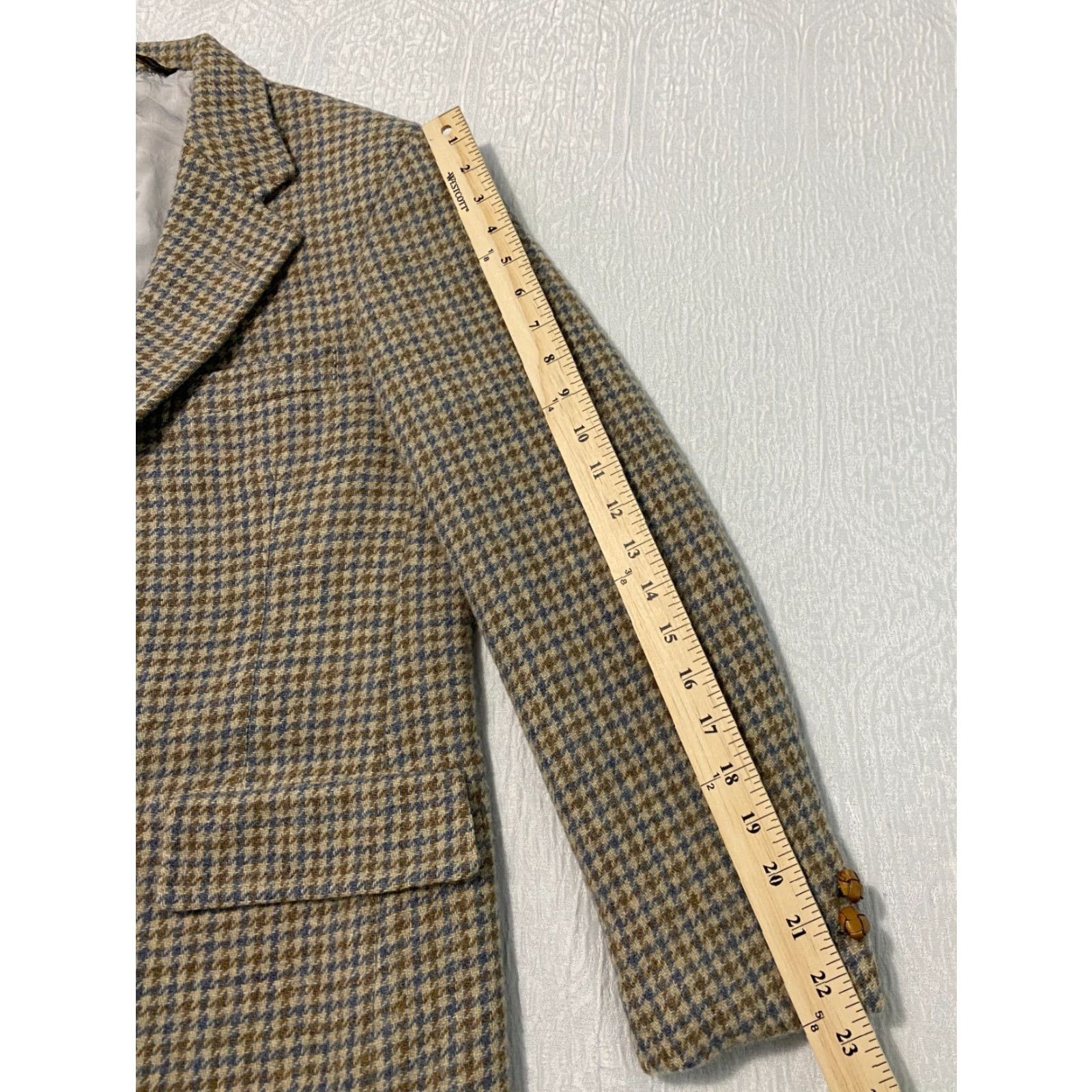 Hart Schaffner Marx VINTAGE Hart Schaffner Marx Brown Plaid Blazer Coat J Svoboda Sons Men's Store Mens 40 Brown Plaid Blazer Coat Vintage Hart Schaffner Marx Size 40R - 5 Thumbnail
