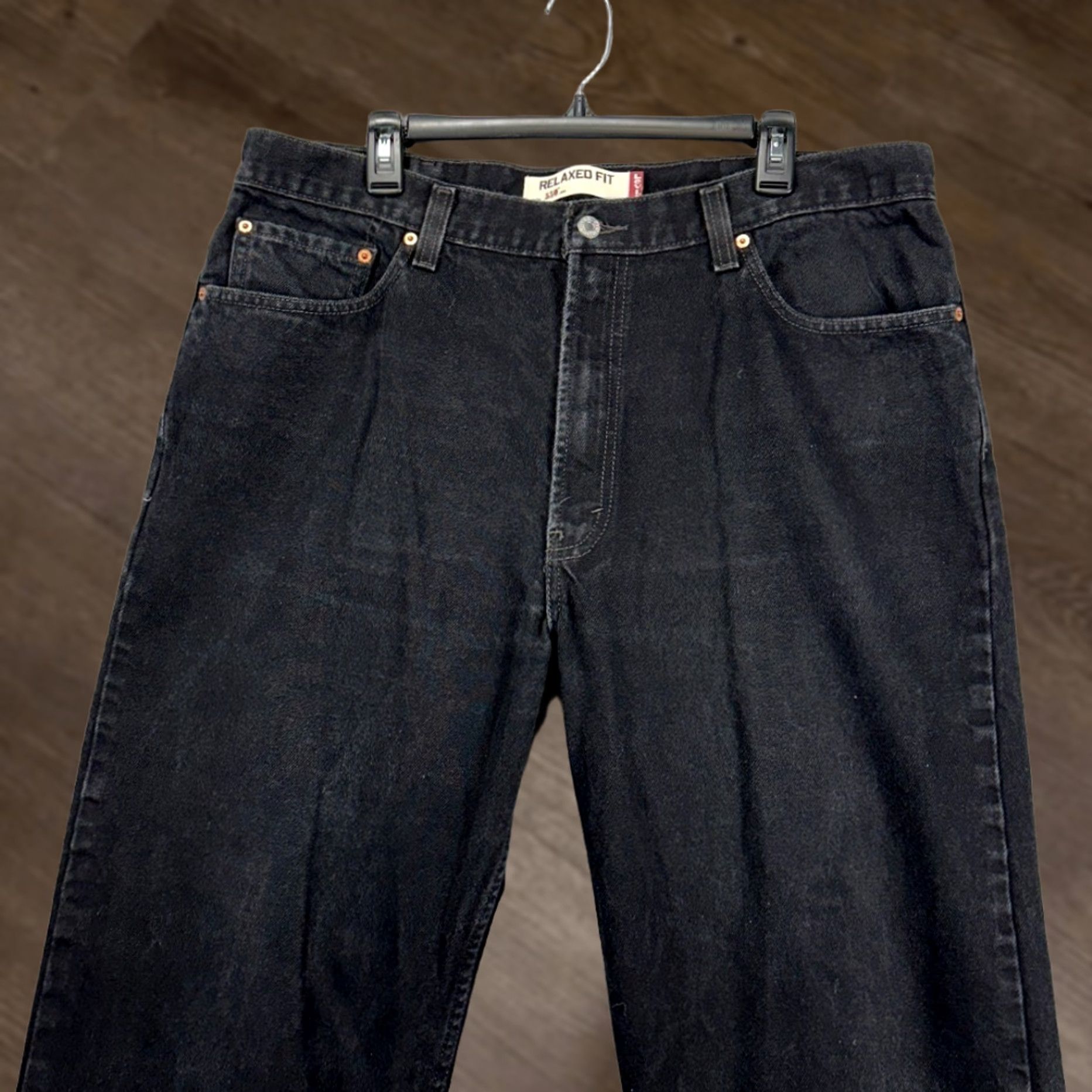 Levi's VINTAGE Levis 550 Relaxed Straight Jeans Mens 40X32 Black Red Tab 5 Pocket Denim Pants Size US 40 / EU 56 - 1 Thumbnail