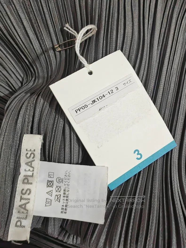 Issey Miyake Issey Miyake Dark Gray Pleated Mock Neck Top Size L / US 10 / IT 46 - 7 Thumbnail