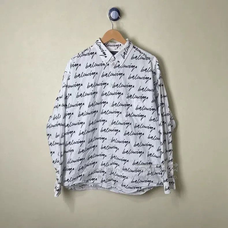 Balenciaga size 37 White Long Sleeve Shirt with Full Print