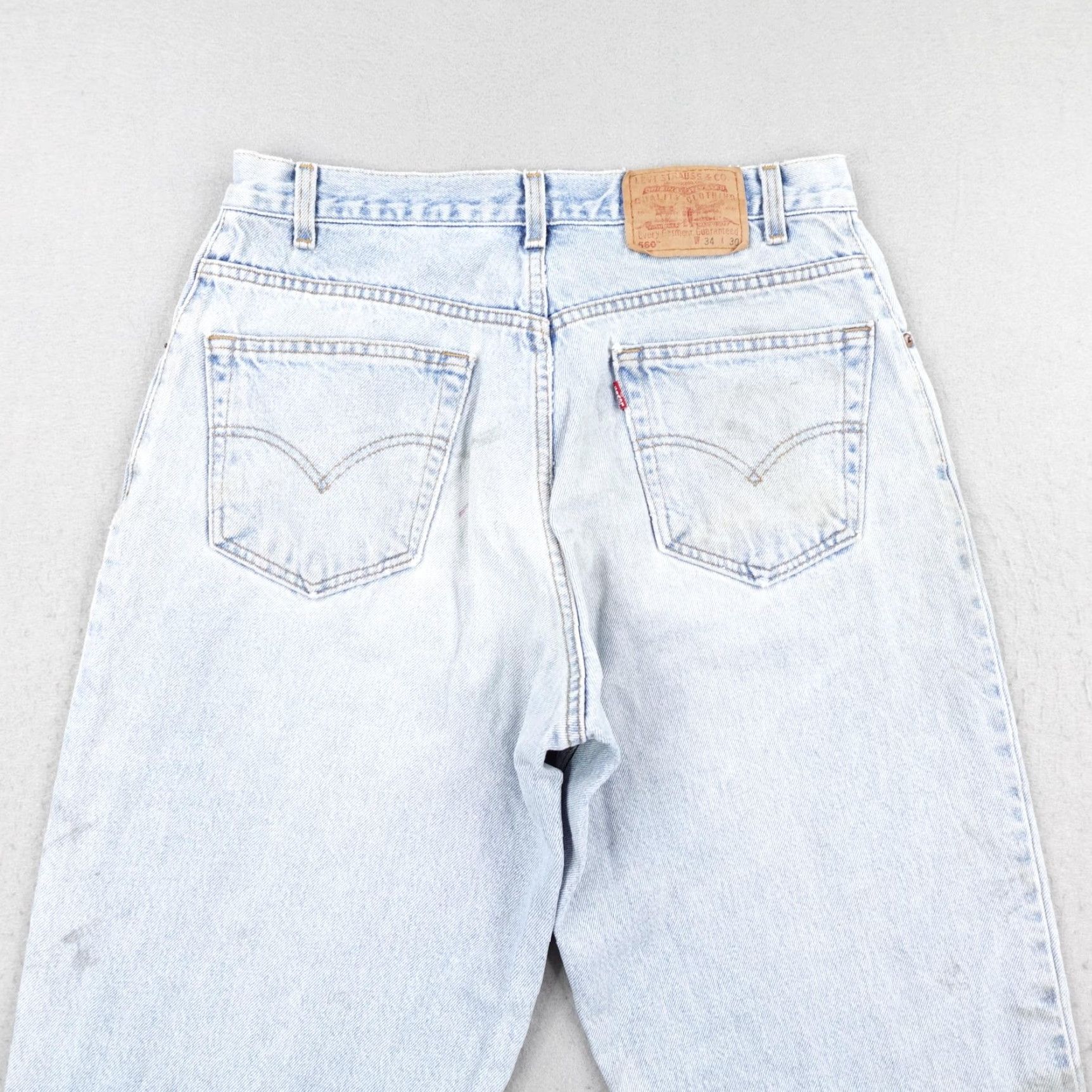 Levi's VINTAGE Levi's Jeans Mens 34x30 Blue Denim 560 Tapered Loose Fit Grunge 90s Y2K Pants Men Blues Size US 34 / EU 50 - 5 Thumbnail