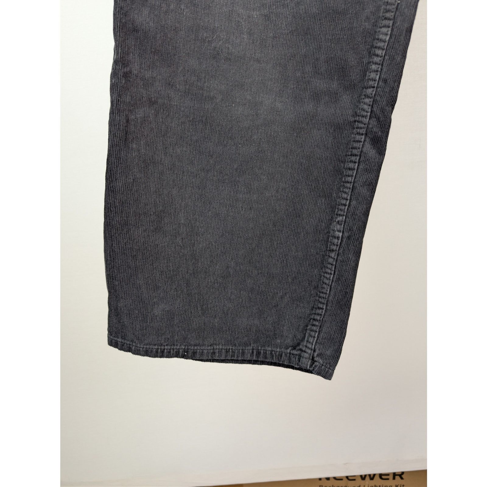 Balenciaga o1rshd1 Japanese Cotton Corduroy Denim Baggy Pants in Black Size US 28 / EU 44 - 8 Thumbnail