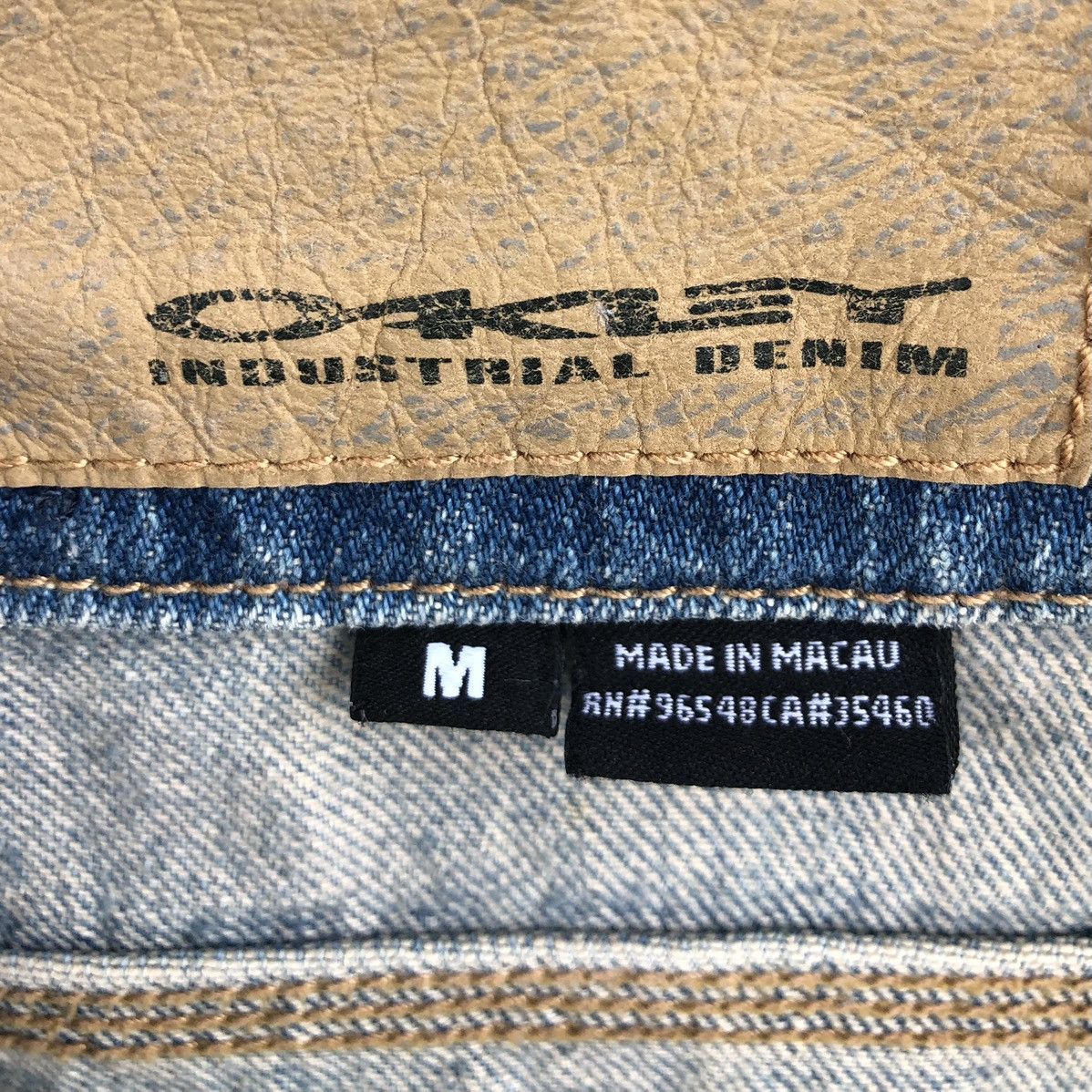 Oakley Vintage Oakley Denim Trucker Jacket Size US M / EU 48-50 / 2 - 20 Thumbnail