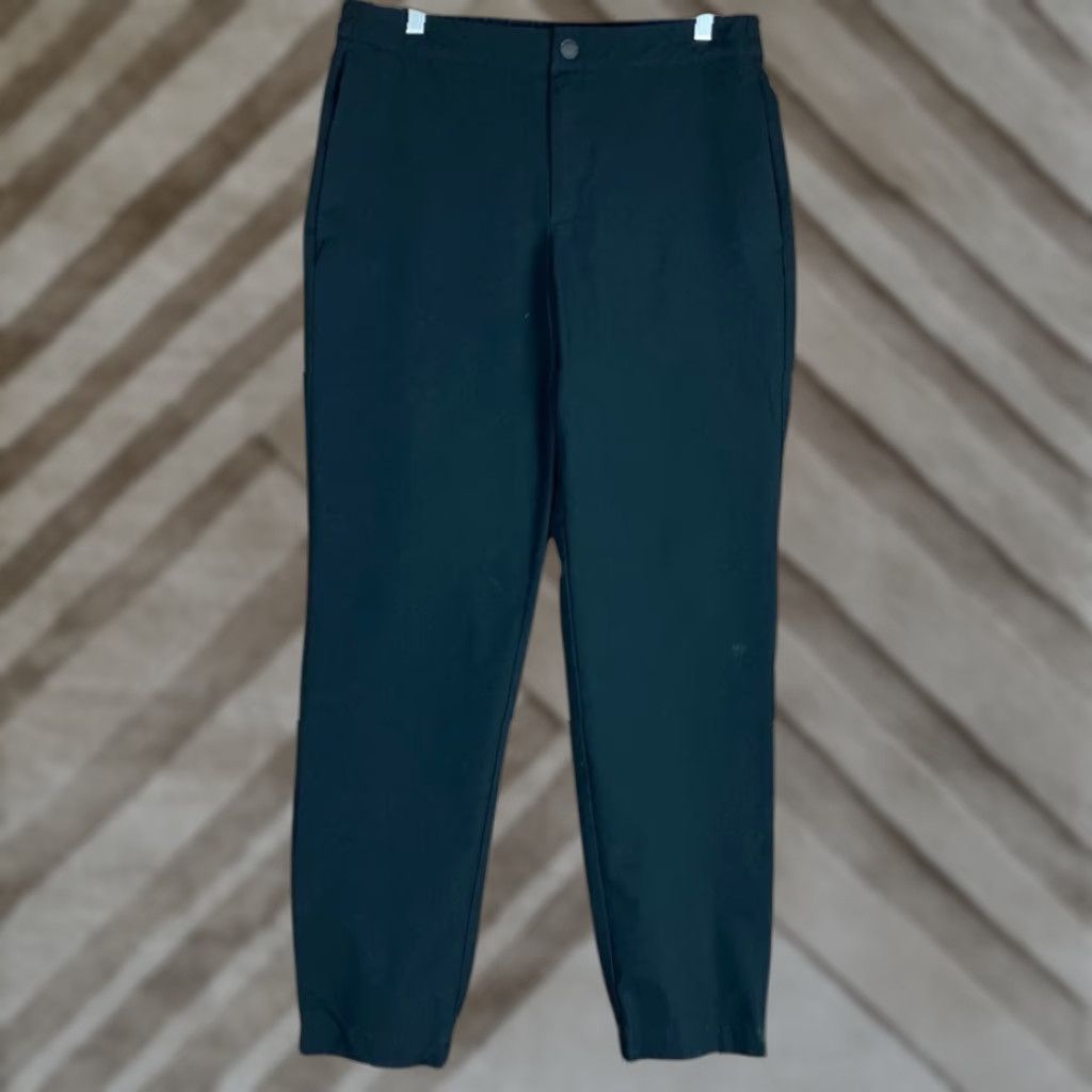 Banana Republic VINTAGE Banana Republic Mens Pants Black Motion Tech Hybrid Athleisure Joggers 32 Size US 32 / EU 48 - 1 Thumbnail
