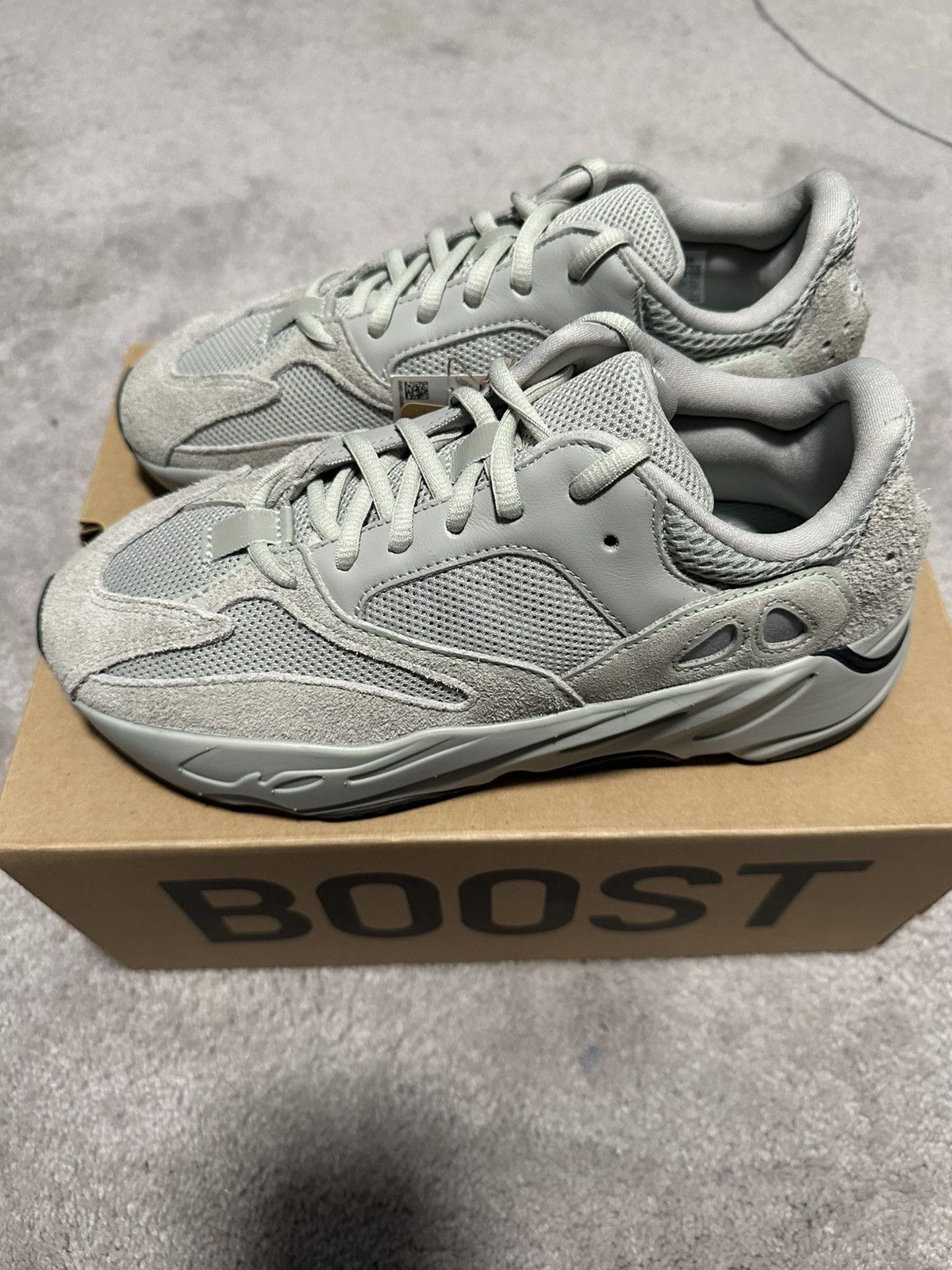 Adidas Adidas Yeezy Boost 700 Salt Size US 7 / EU 40 - 2 Thumbnail