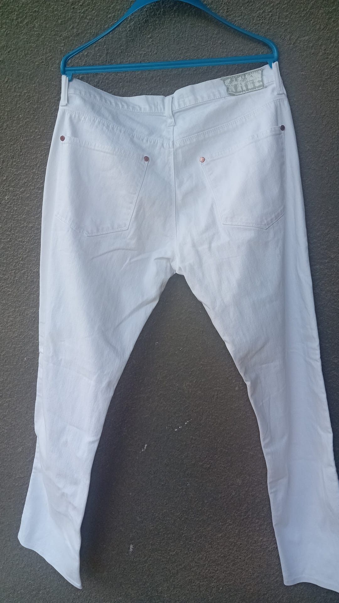 Acne Studios Acne Studios Max White Jeans sz 33x32 Size US 33 - 1 Thumbnail