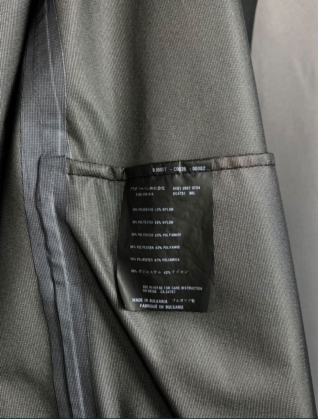 Prada Vintage Prada Gore Tex Fur with lining jacket Size US L / EU 52-54 / 3 - 7 Thumbnail