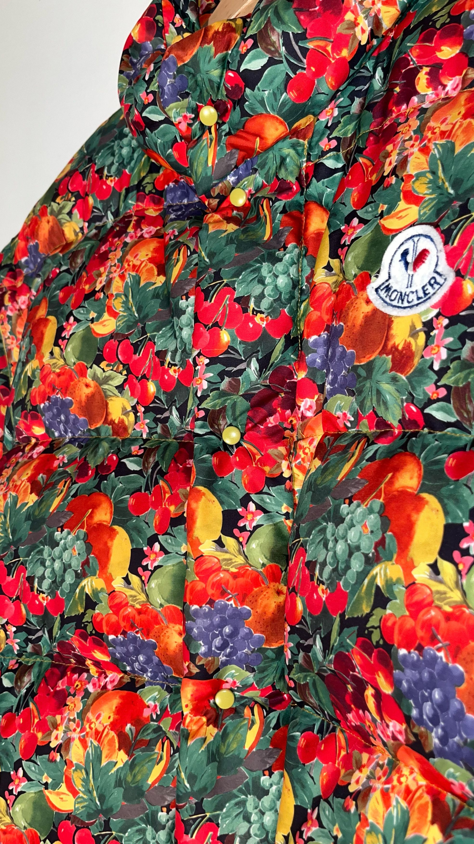 Moncler Moncler floral puffer jacket Size US M / EU 48-50 / 2 - 15 Thumbnail