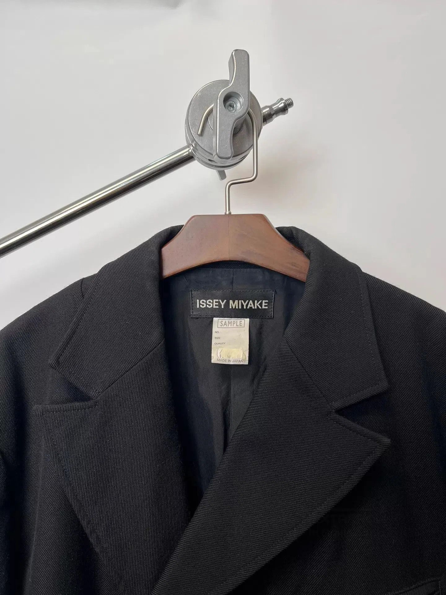 Issey Miyake Black Zip-Front Light Jacket. Size US M / EU 48-50 / 2 - 3 Thumbnail