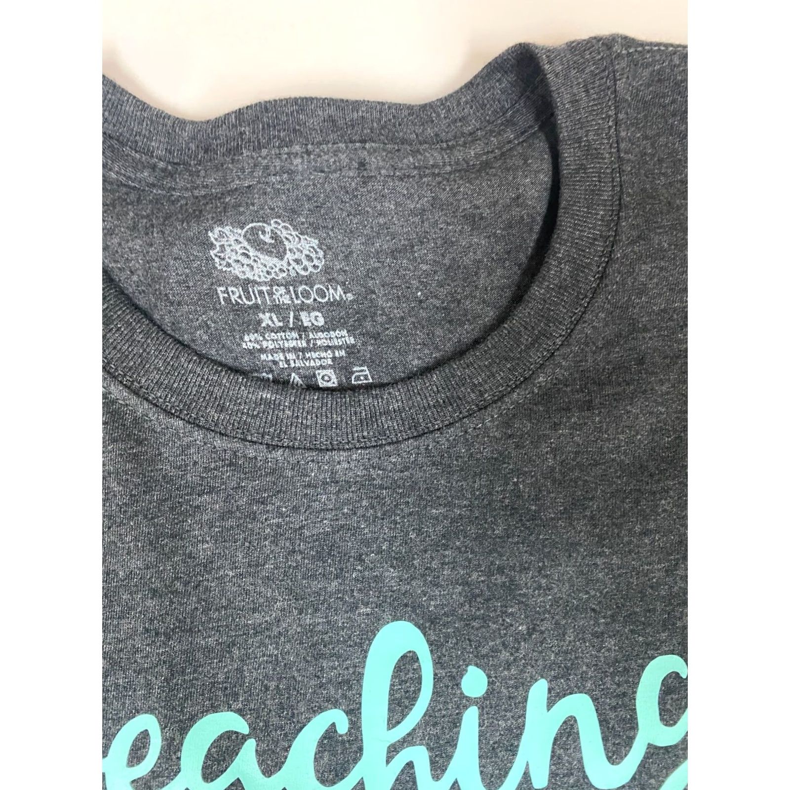 Fruit Of The Loom Fruit of the Loom Beach Mens T-Shirt XL Gray Cotton Short Sleeve Logo Henley Shirt Men Regular All Seasons Size US XL / EU 56 / 4 - 4 Thumbnail
