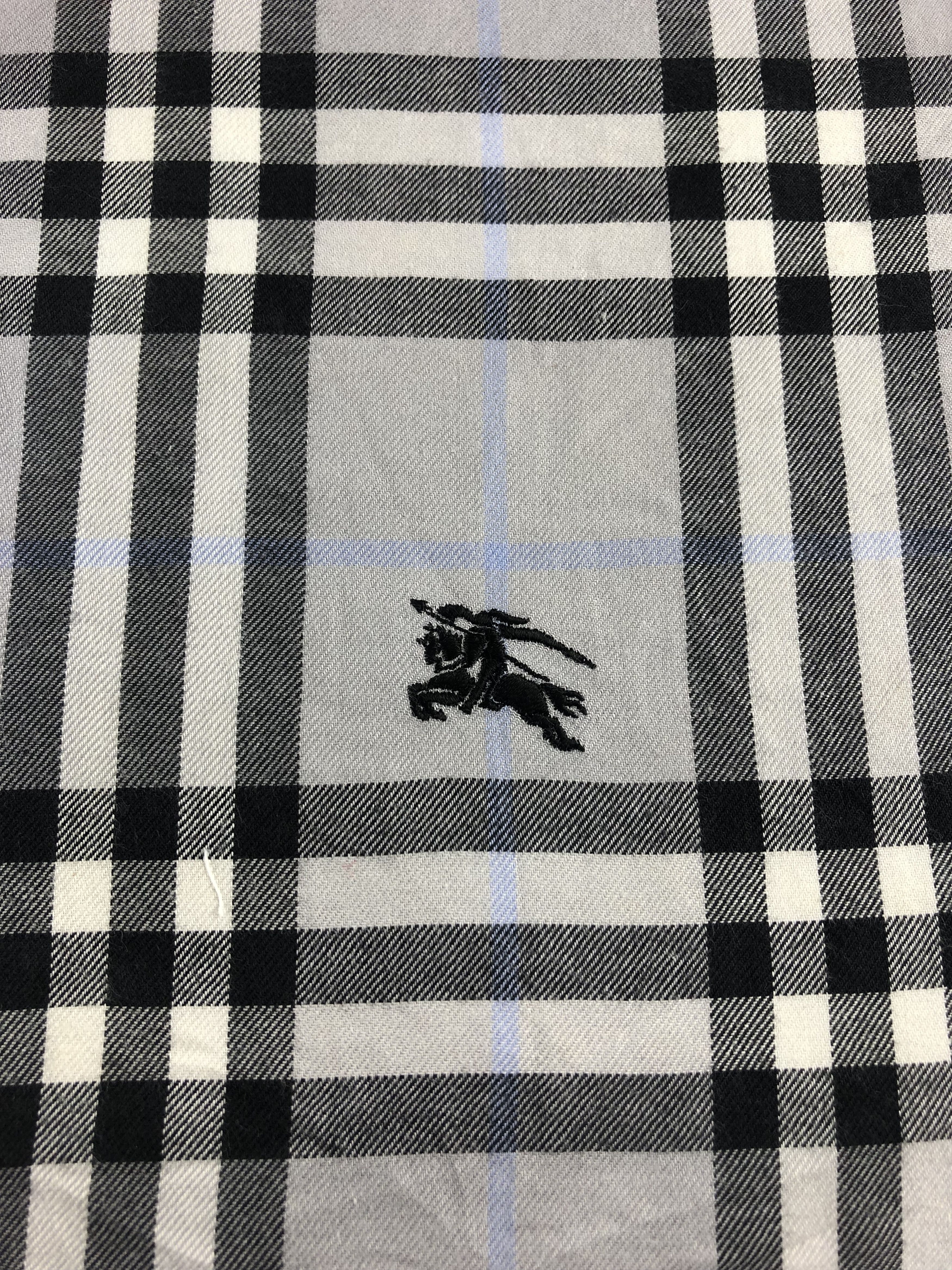 Burberry Burberry Handkerchief / Bandana / Neckerchief Size ONE SIZE - 5 Thumbnail