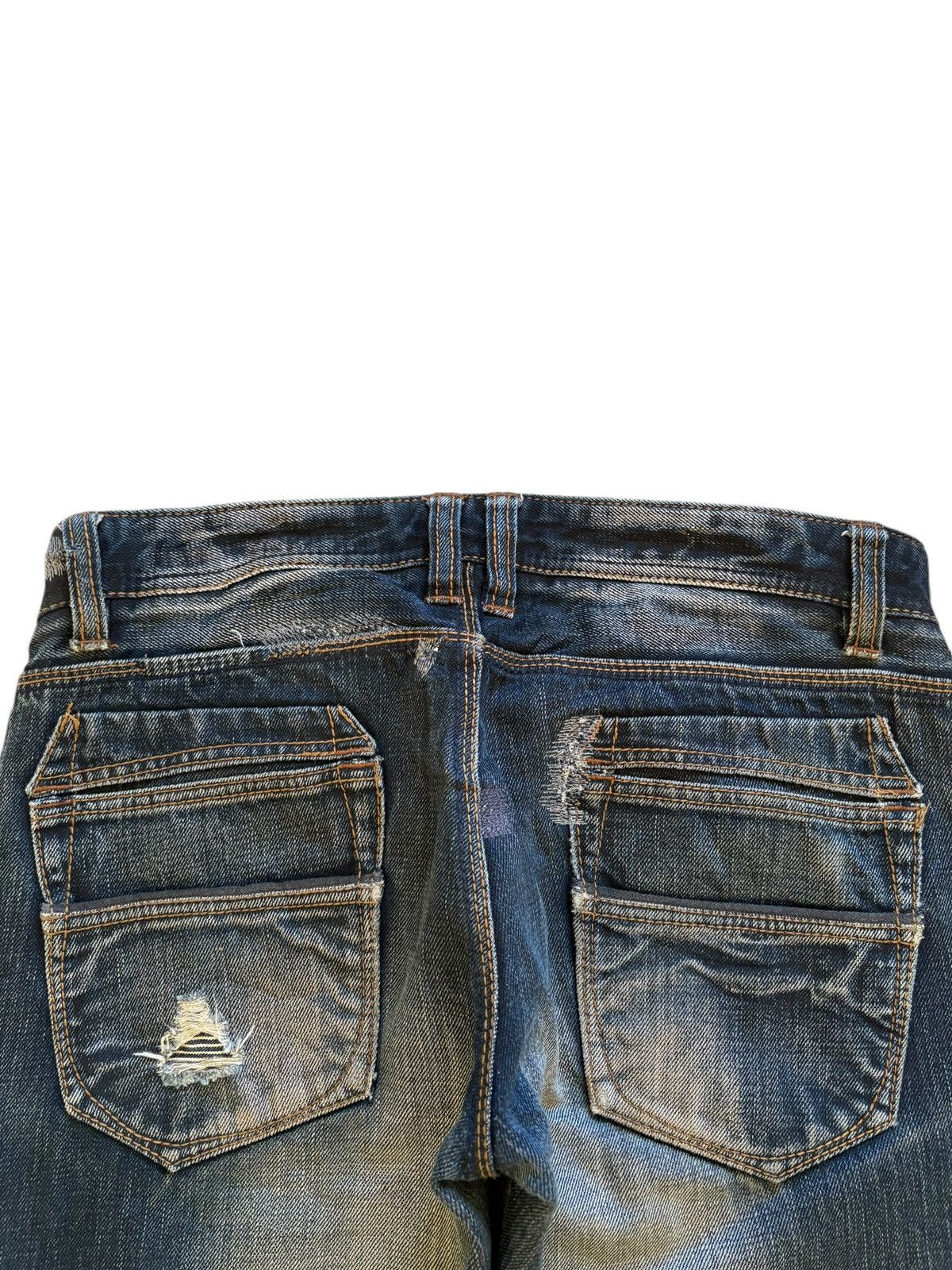 Japanese Brand Vintage Japanese Brand Mud Wash Distressed Bootcut Jeans Size US 33 - 8 Thumbnail