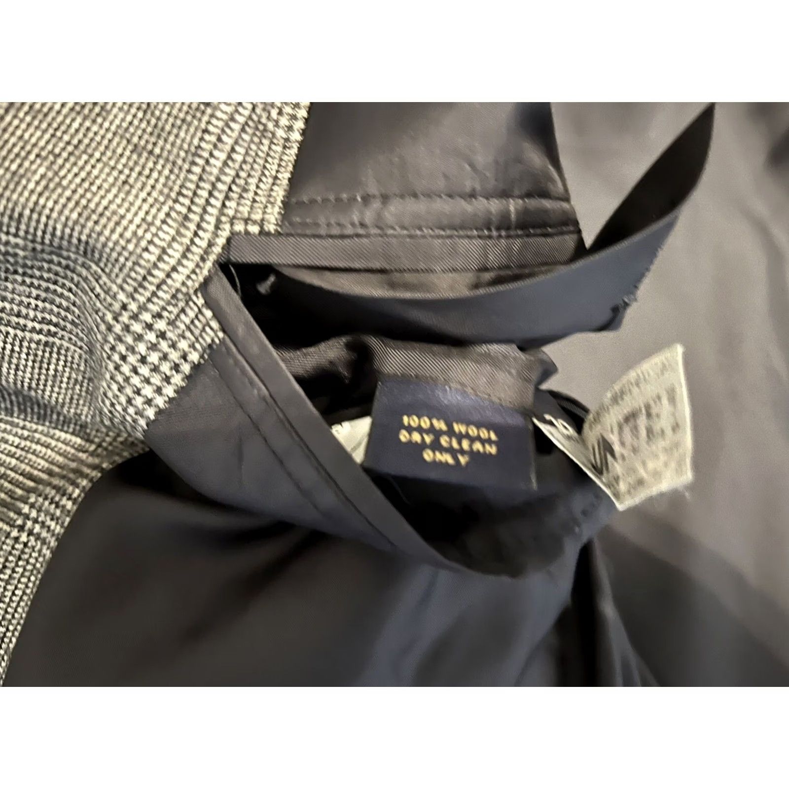 Brooks Brothers Brooks Brothers Golden Fleece Gray Wool Blazer Jacket Sport Coat Mens 39R Plaid 3 Button Wool Regular Jacket Mens Gray 39R Size 40R - 5 Thumbnail