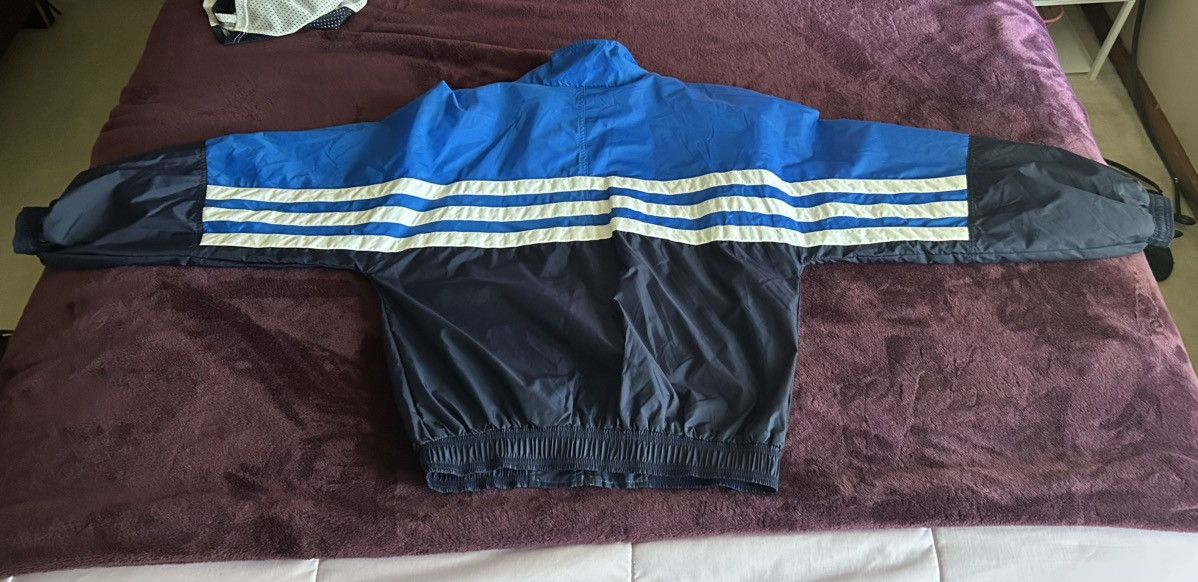 Adidas Vintage 90s Adidas Nylon Track Jacket S (Fits M) Blue Retro Size US S / EU 44-46 / 1 - 12 Thumbnail