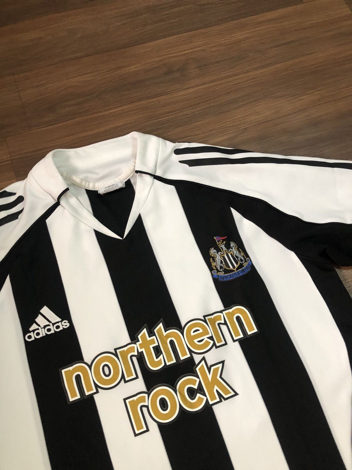 Adidas MICHAEL OWEN 10 NEWCASTLE UNITED 2005 Size US M / EU 48-50 / 2 - 4 Thumbnail