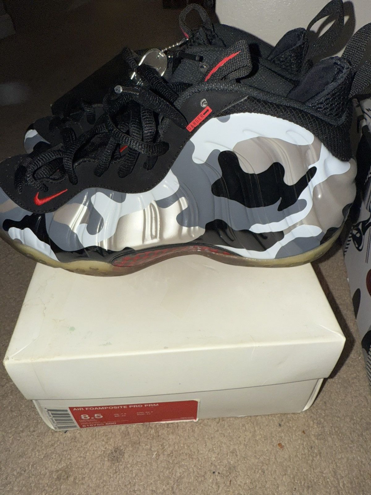 Nike Air Foamposite One PRM ‘Fighter Jet’ Size US 8 / EU 41 - 2 Thumbnail