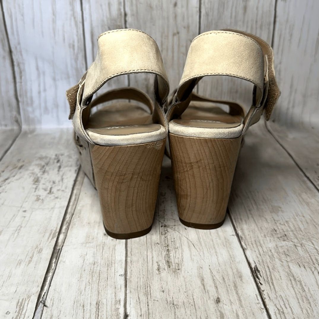 Eileen Fisher Eileen Fisher Sandal Wedge Women's Leather Tan Studded Platform 10 Size US 10 / IT 40 - 6 Thumbnail