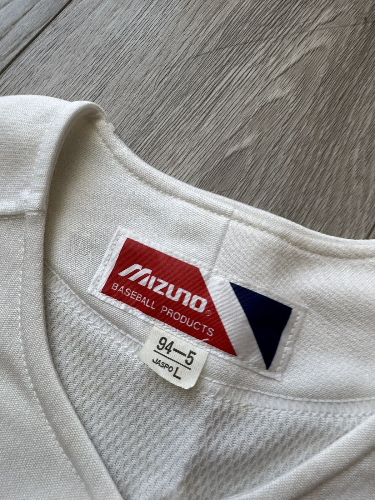 Mizuno Game Worn Vintage Mizuno Baseball Jersey | CHIZAKI #17 Japan Size US L / EU 52-54 / 3 - 7 Thumbnail