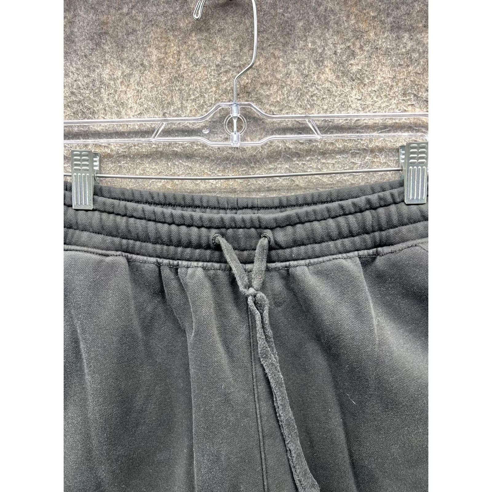 Puma Puma Sweat Shorts Mens XL Black Fleece Gym & Training 9 Inseam Logo Size US 36 / EU 52 - 7 Thumbnail