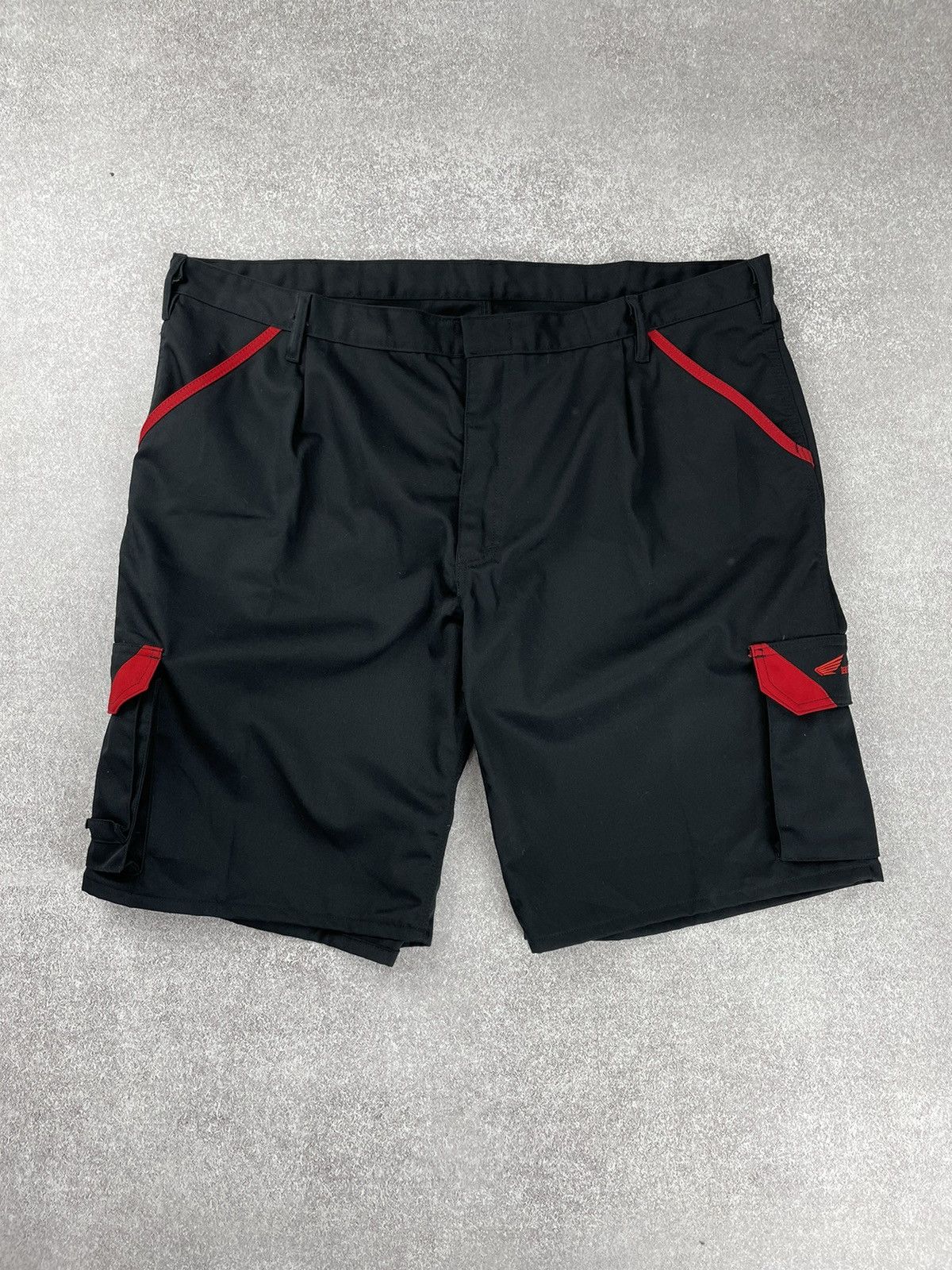 Honda × Vintage Vintage Honda Racing Cargo Shorts Men’s Size 58 Size US 38 / EU 54 - 2 Thumbnail