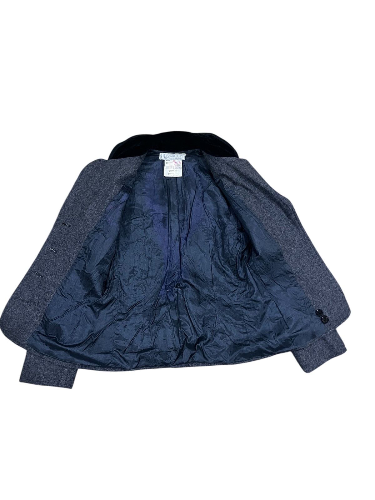 Givenchy vintage GIVENCHY NOUVELLE BOUTIQUE WOMEN JAKET STYLE/MODELE Size S / US 4 / IT 40 - 4 Thumbnail